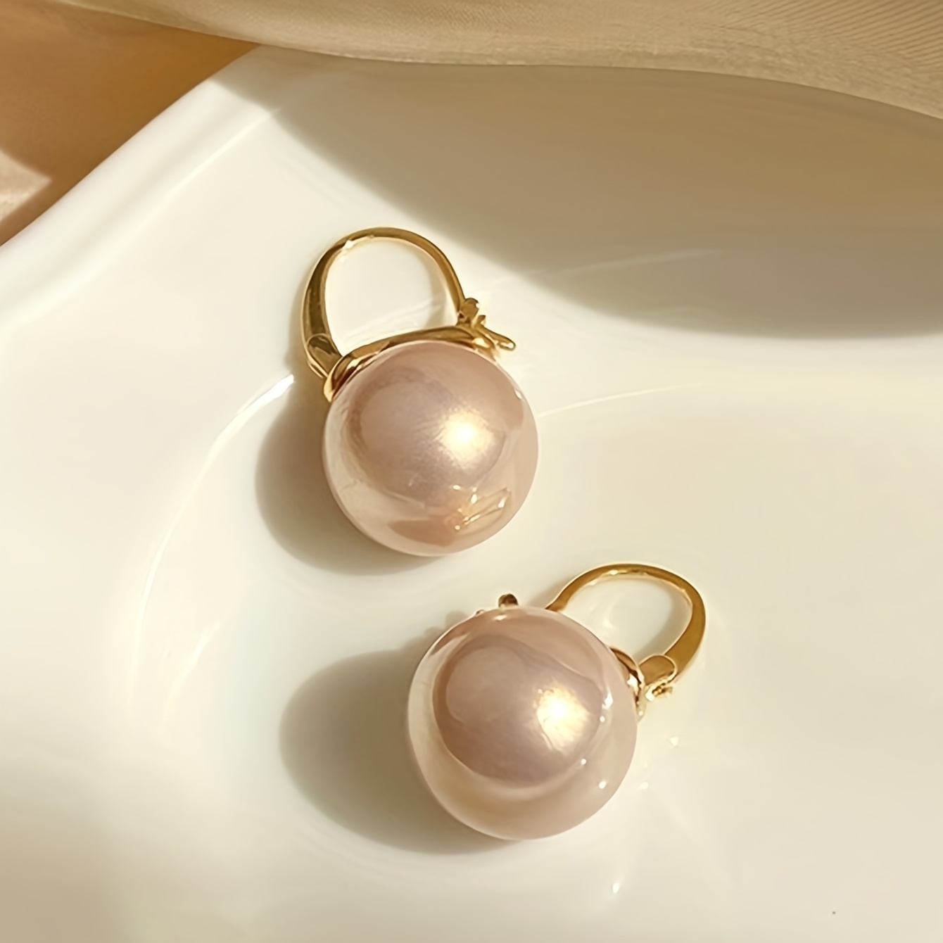 

Warm-selling Women's Earrings 1 Pair Of Luxury Round Beads Ear Ornaments
