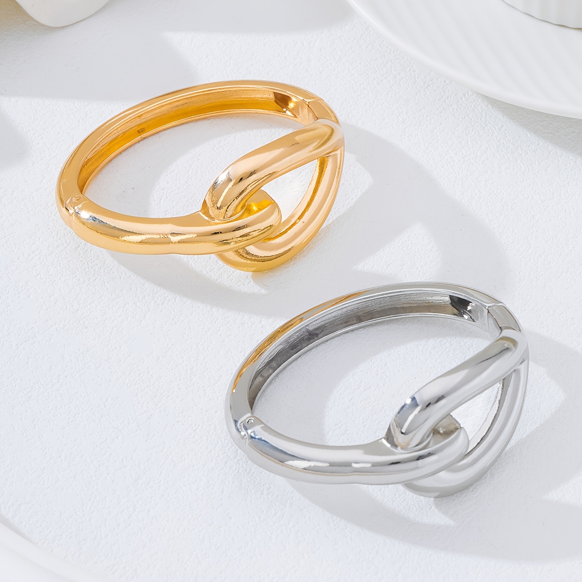 Cold Style Thick Line Hollow Water Drop Bangle Bracelet