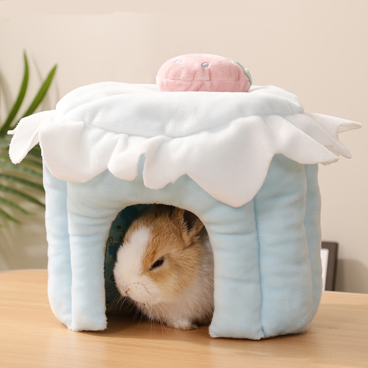 

Small Pet Condo House For , Polyester Material, Cute Animal Shelter For Guinea Pigs, , Rabbits - 1pc