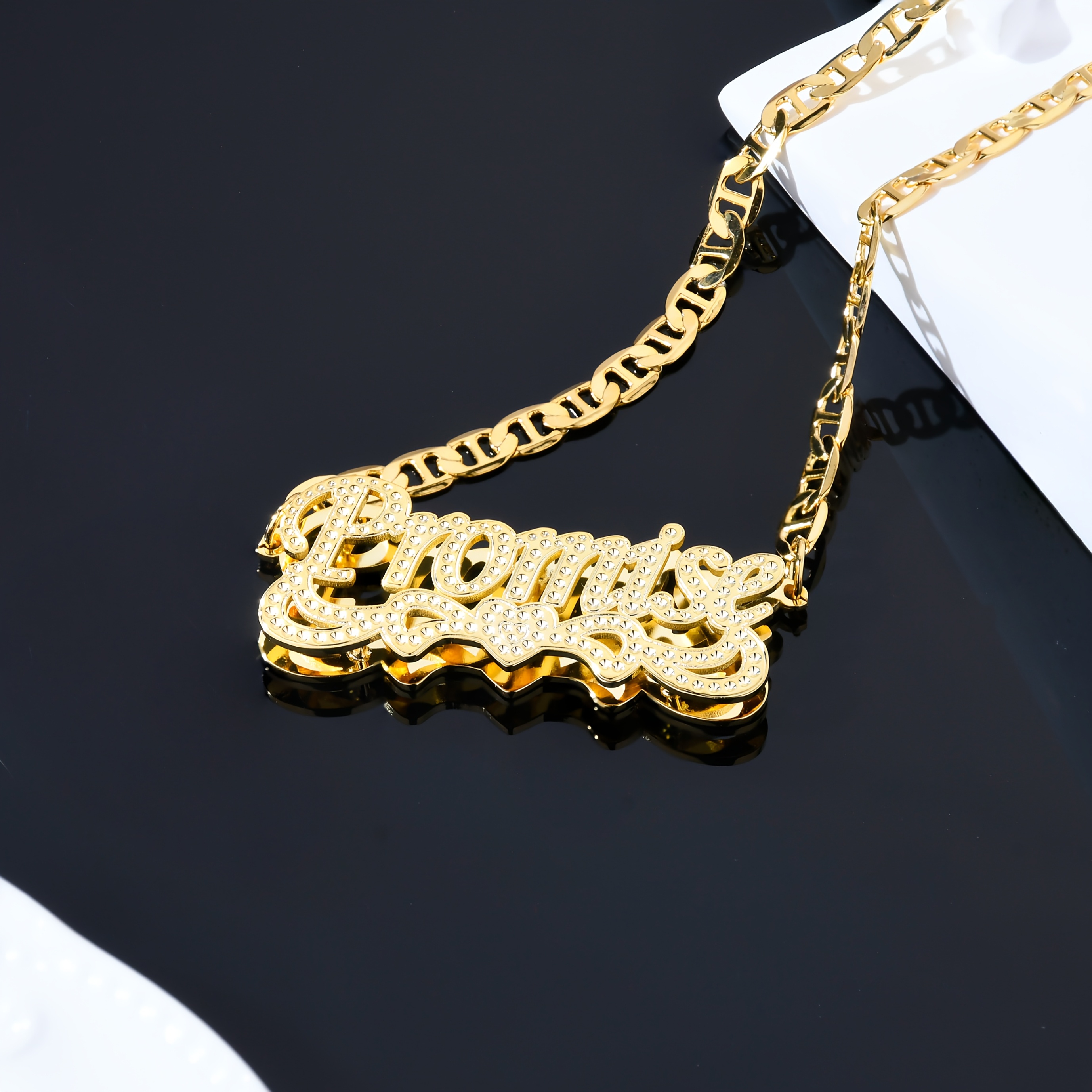 Personalized Women's High End Pendant with Name Engraving