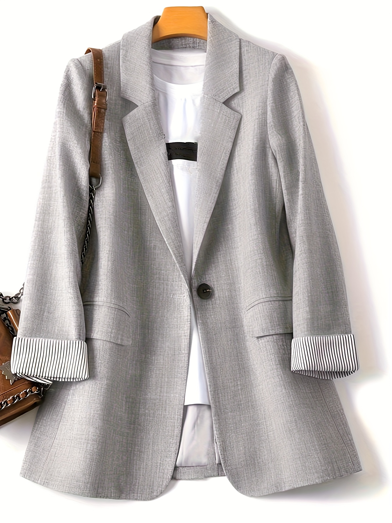 Effortless Chic Casual Jacket from Newness   a versatile jacket perfect for adding a touch of effortless style to any outfit