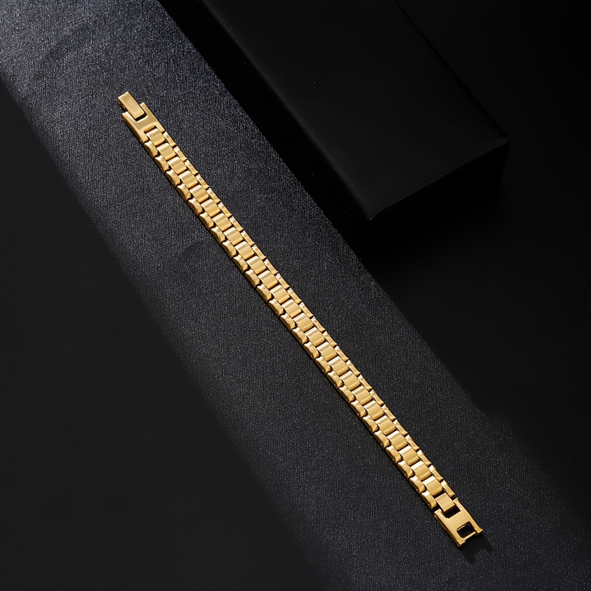 

Elegant Golden-tone Stainless Steel Bracelet, High-quality & Fashion Accessory