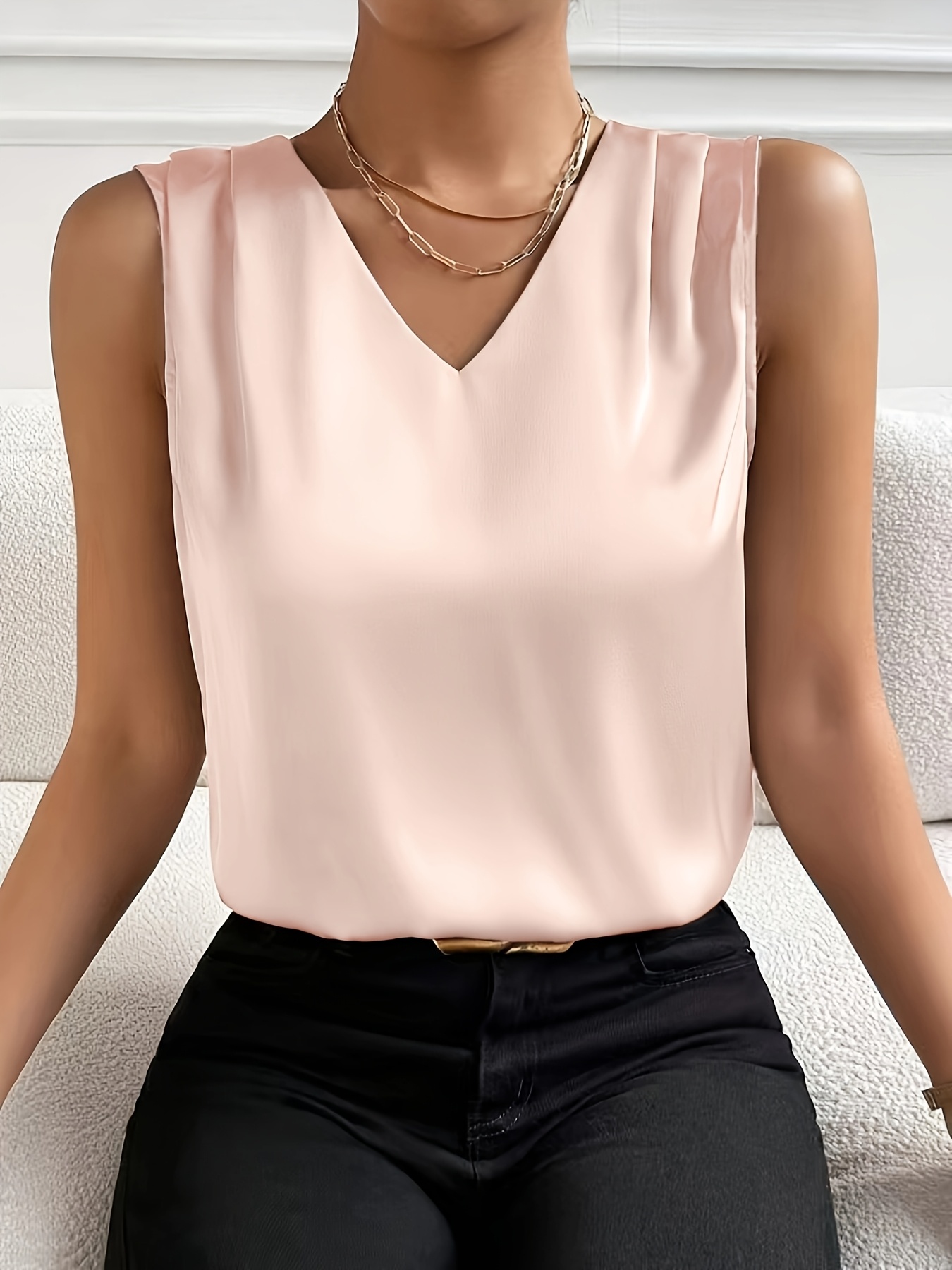 Elegant V-Neck Sleeveless Blouse - Stretchy Polyester-Spandex Blend, Machine Washable Lightweight Summer Top for New Year's Eve Party & Formal Events, Solid Color Versatile Wardrobe Staple