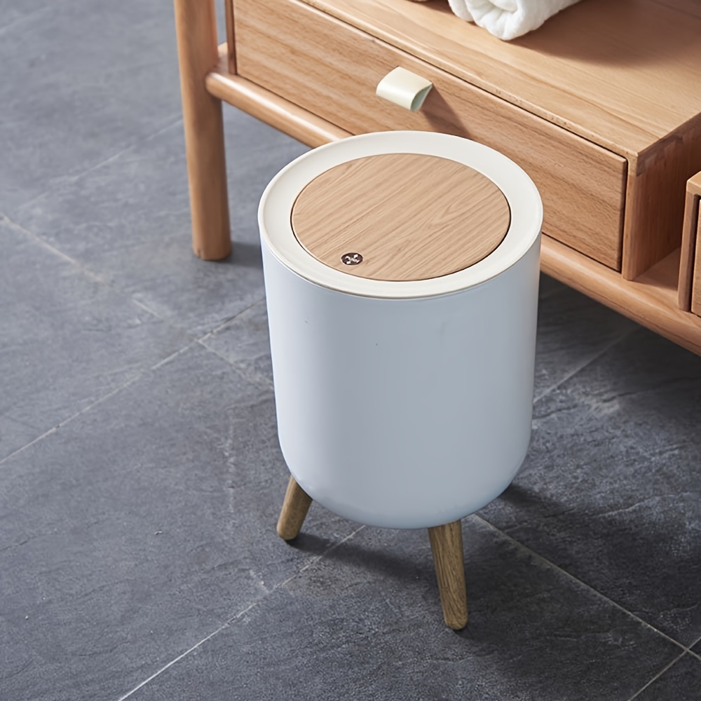 A Can With A Capacity Of 10 /7 , Featuring A Lid For Sealing Odors, Suitable For Use In The Bathroom, Kitchen, Living Room, And Bedroom For Household Waste Recycling