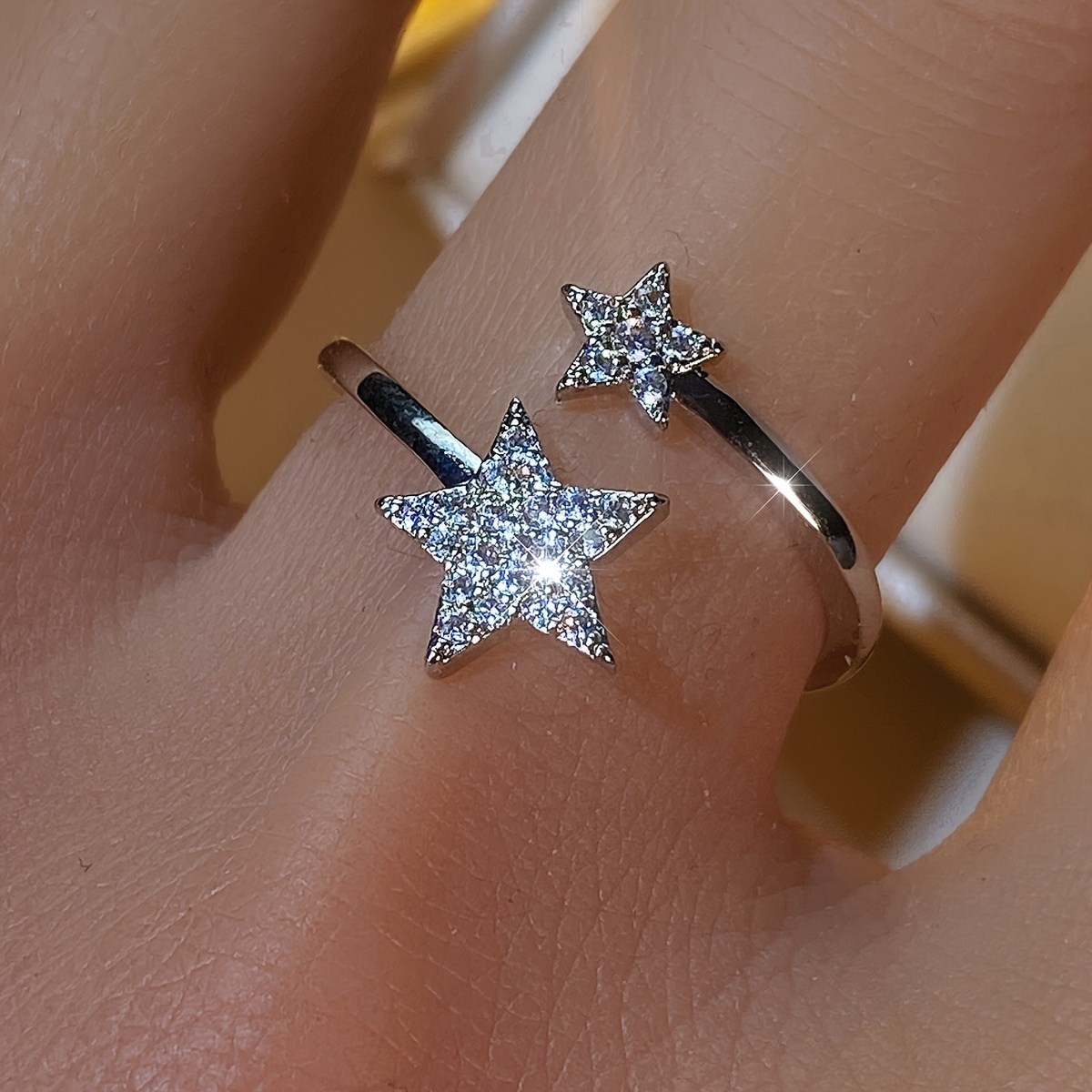 E-shop Leichter Luxus Stern-Serie offener Ring für Damen, modischer Nischen-Minimalismus-Stil Zeigefingerring