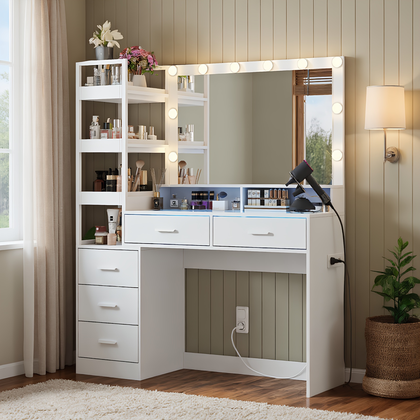 b277b0a5 9b71 48fc bb84 8d9afa84d306 Tea Circle