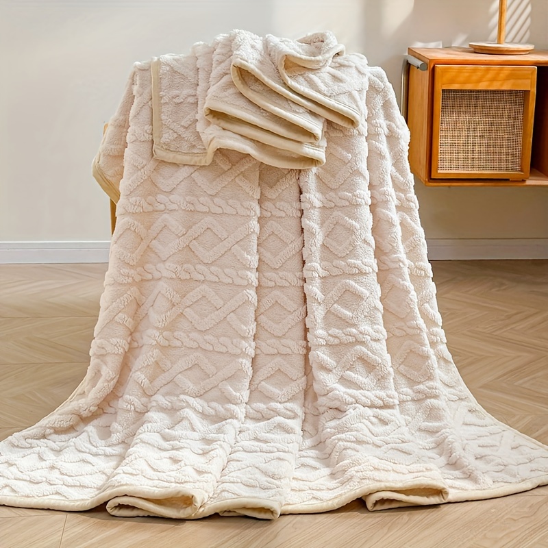 soft and cozy fleece throw blanket   fall and winter suitable for sofa bed or chair no pillow case or insert included details 9