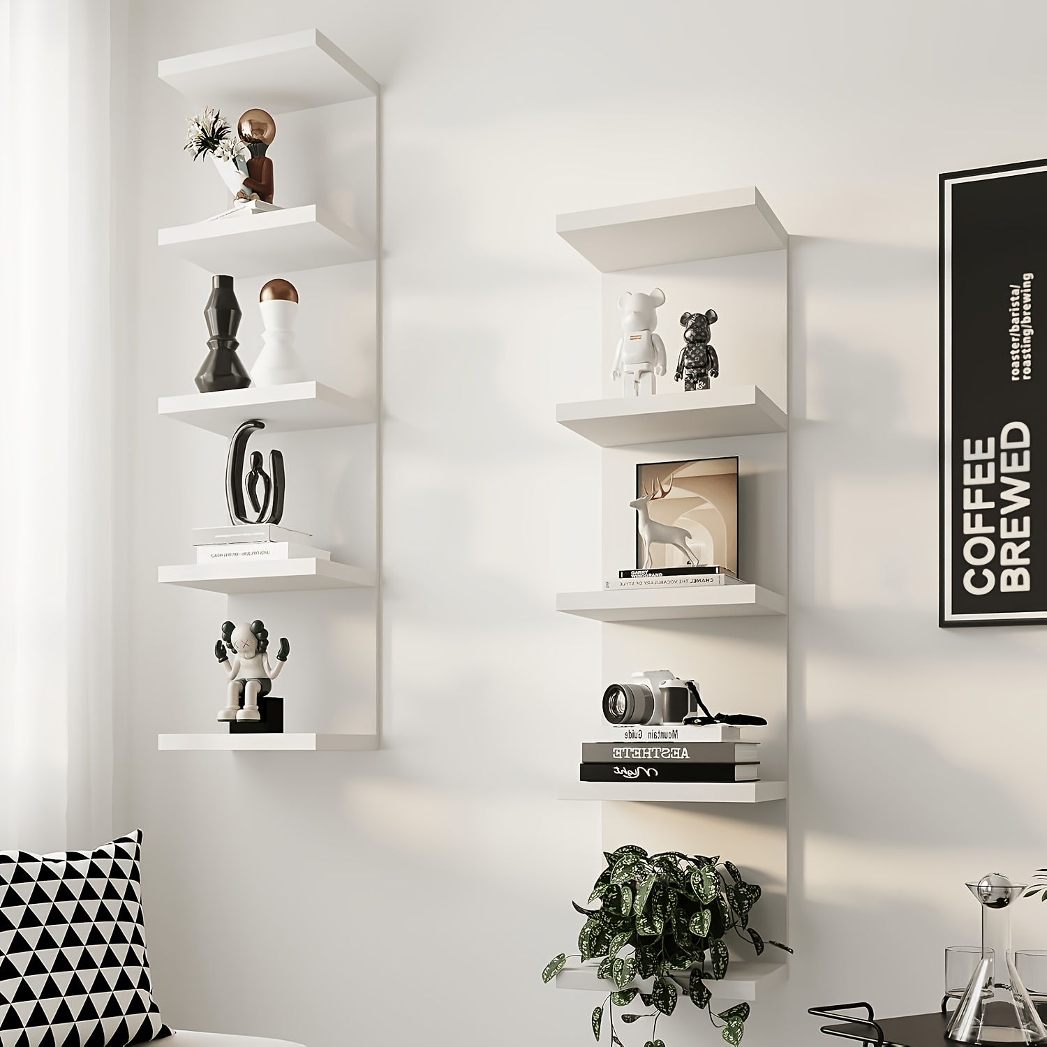 TEMU Étagères de Rangement à 4/5 Niveaux, Support Utilitaire, Unité d'Étagères de Rangement Verticales Suspendues, Étagère Murale à Finition Noire.