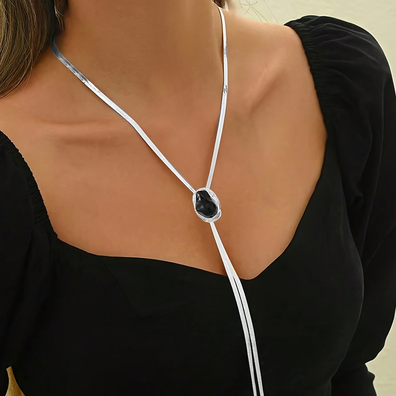 Women's Asymmetrical Imitation Black Pendant Tassel Necklace