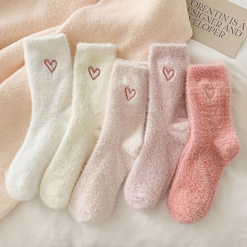 

5 Pairs Cozy Fuzzy Women's Crew Socks, Embroidered , Polyester 97% Spandex 3%, Knit Fabric, Breathable Plush Warm Indoor Sleep Socks, Perfect Winter Gift For Girlfriend, Wife, Mom