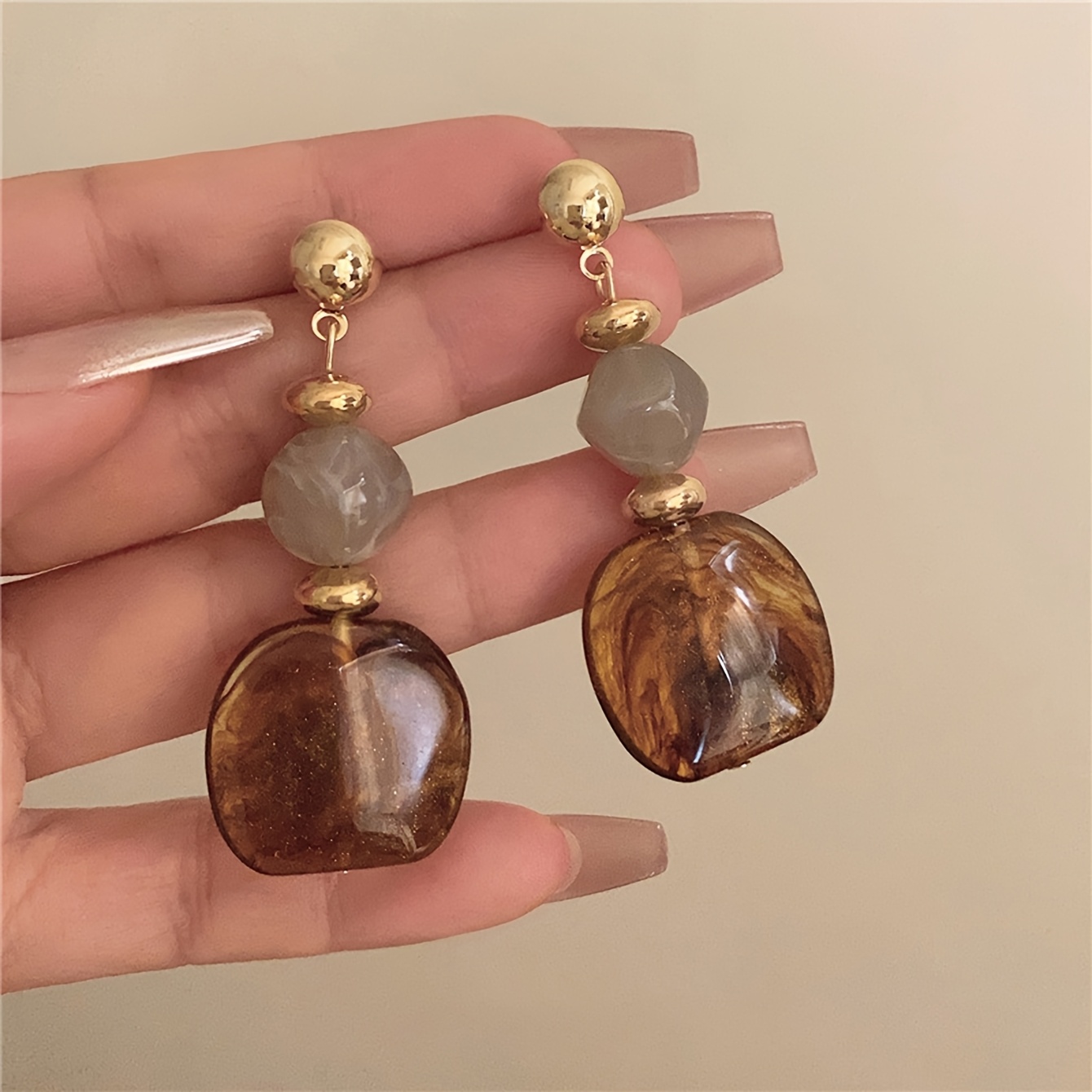 Women's Vintage Smudged Acrylic Beaded Pendant Earrings