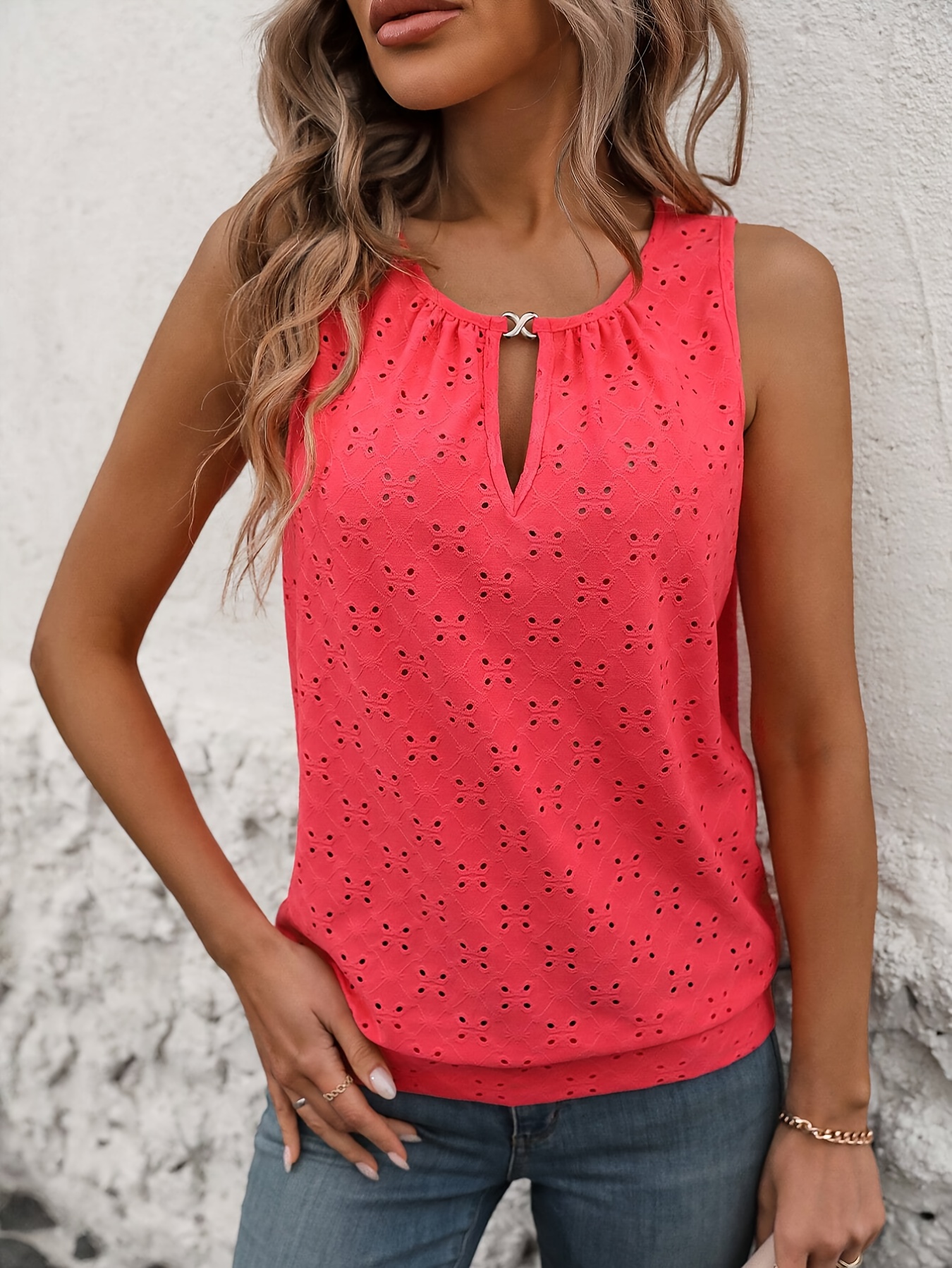 Women's Elegant Sleeveless Vest with Decorative Buttons - Semi-Sheer Round Neck Lightweight Top, Mint Green Medium Stretch Machine Washable for Spring/Summer Casual & Formal Wear, Sleeveless Vests, Spring Fashion, Butterfly Motif, Nontransparent Fabric