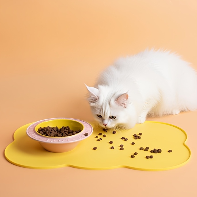 silicone   mat leak proof non slip feeding mat for dogs and cats elliptical bowl pad Product details 1
