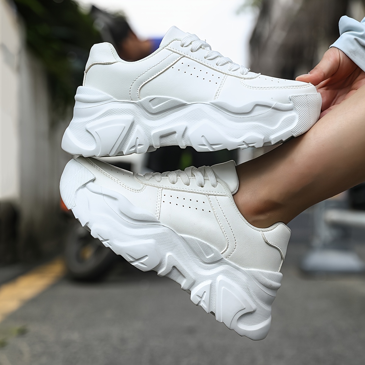 Women's Retro Chunky Platform Dad Sneakers Slip-Resistant Thick Sole,  White Microfiber Cover Lace-Up Casual Shoes with Fabric Lining for