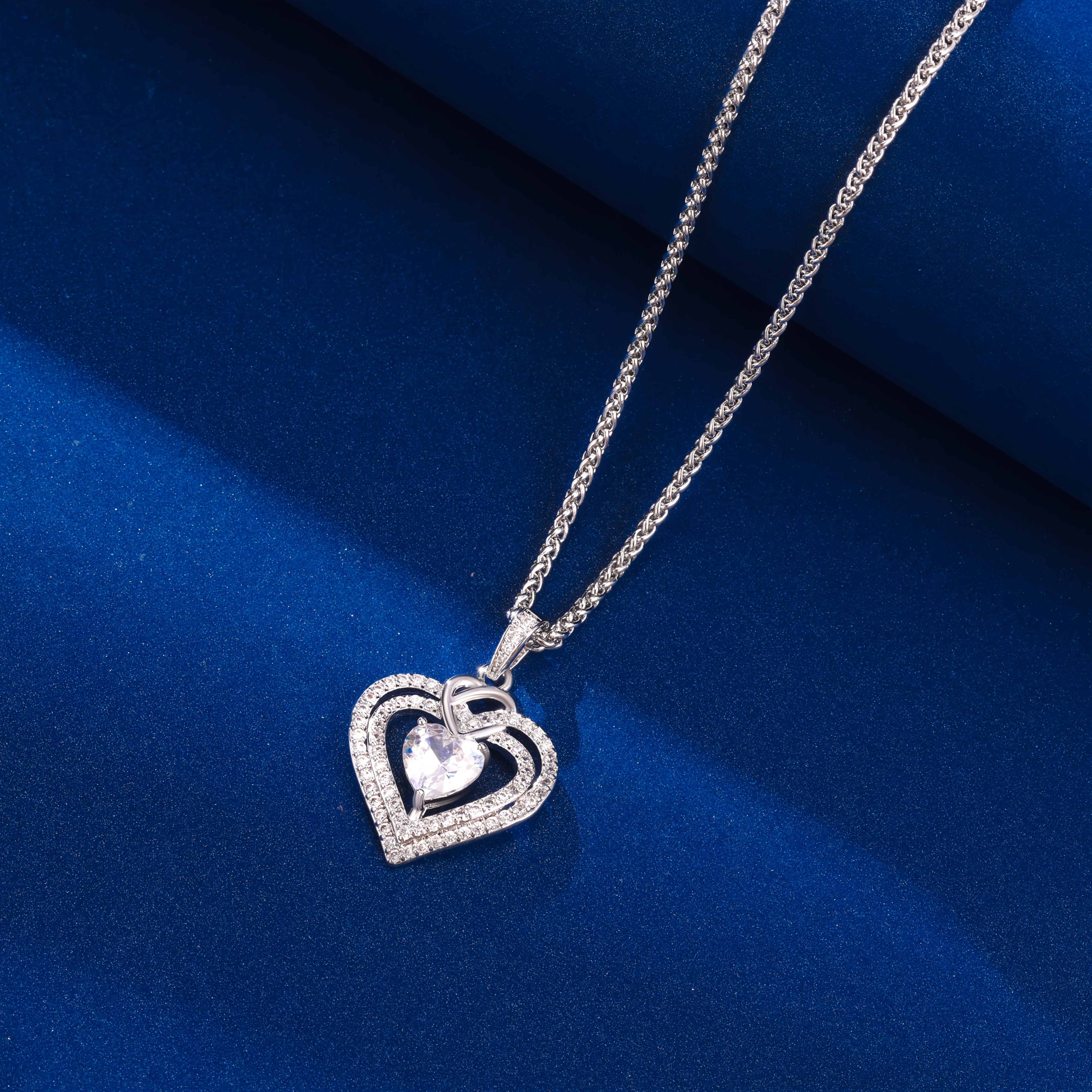Women's 925 Silver Moissanite Heart-Shaped Necklace