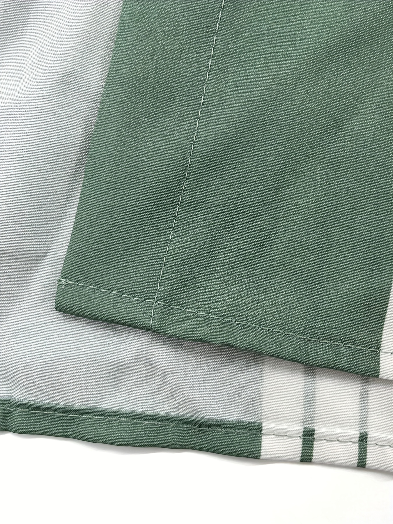 European and American Men's fashion stripe pattern print design button- short-sleeved shirt top and casual trousers matching suit, fashionable street street, seaside casual vacation short-sleeved shirt set