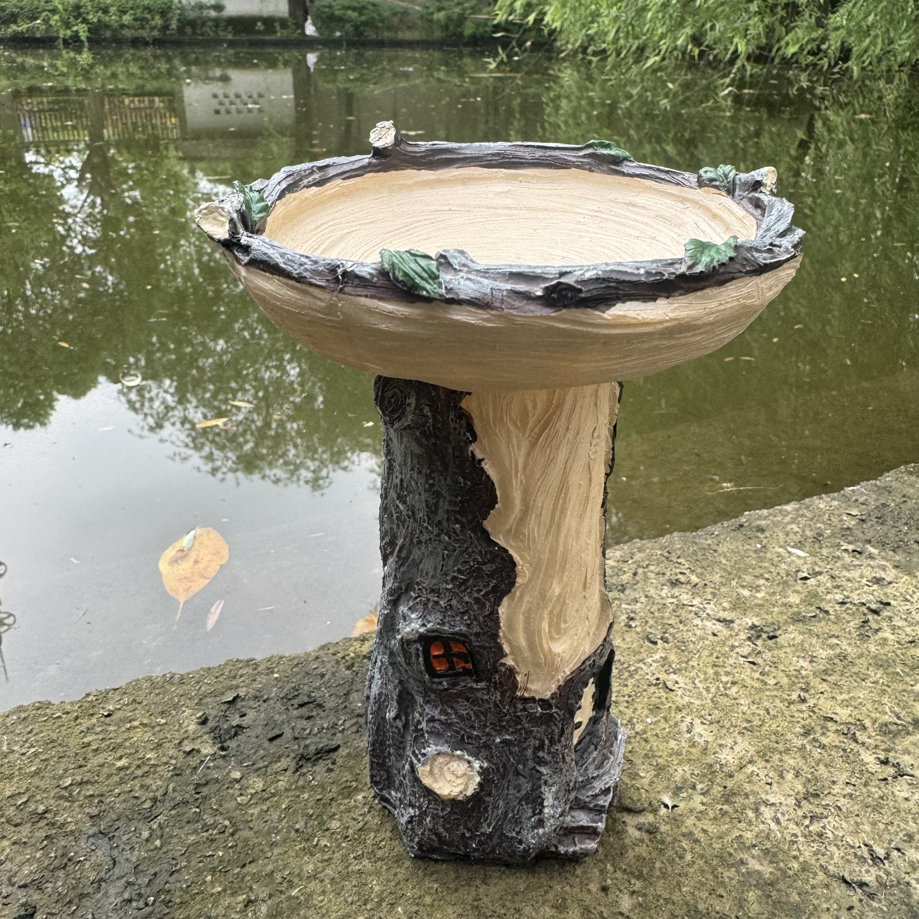 

Rustic Tree Stump Bird Water Feeder, Outdoor Decorative Wooden Pet Drinking Supply With Bark Texture, Garden Birdbath Accessory