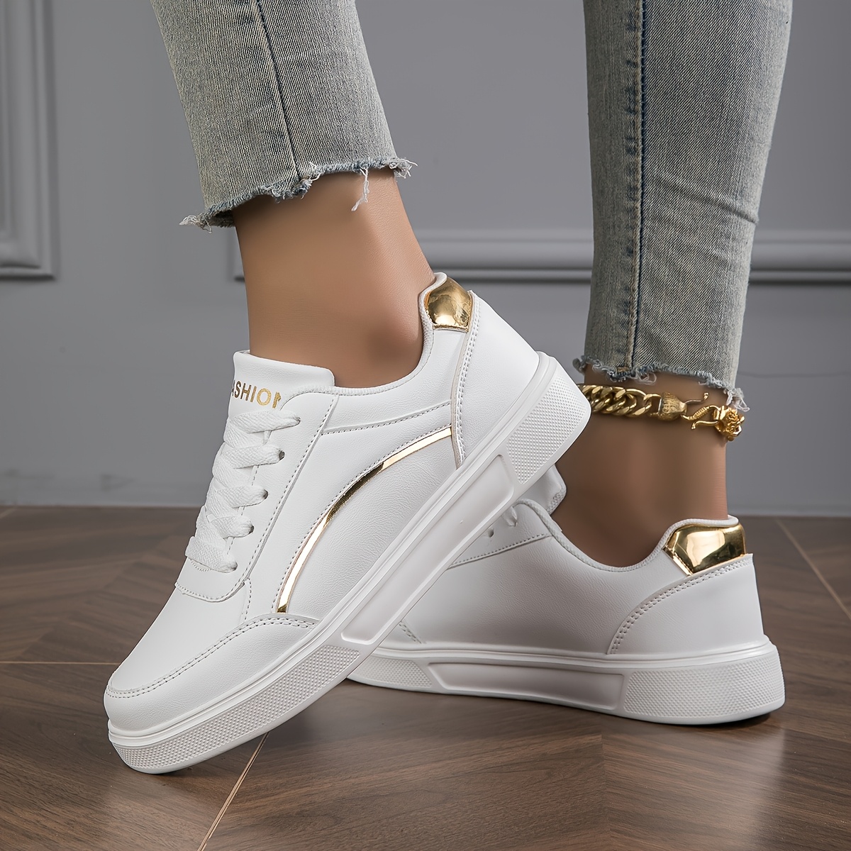 Image of Women's Casual Sneakers, Stylish And Versatile White Shoes With A Lightweight, Soft Sole And Low-, Perfect For Trendy Streetwear., Women Shoes