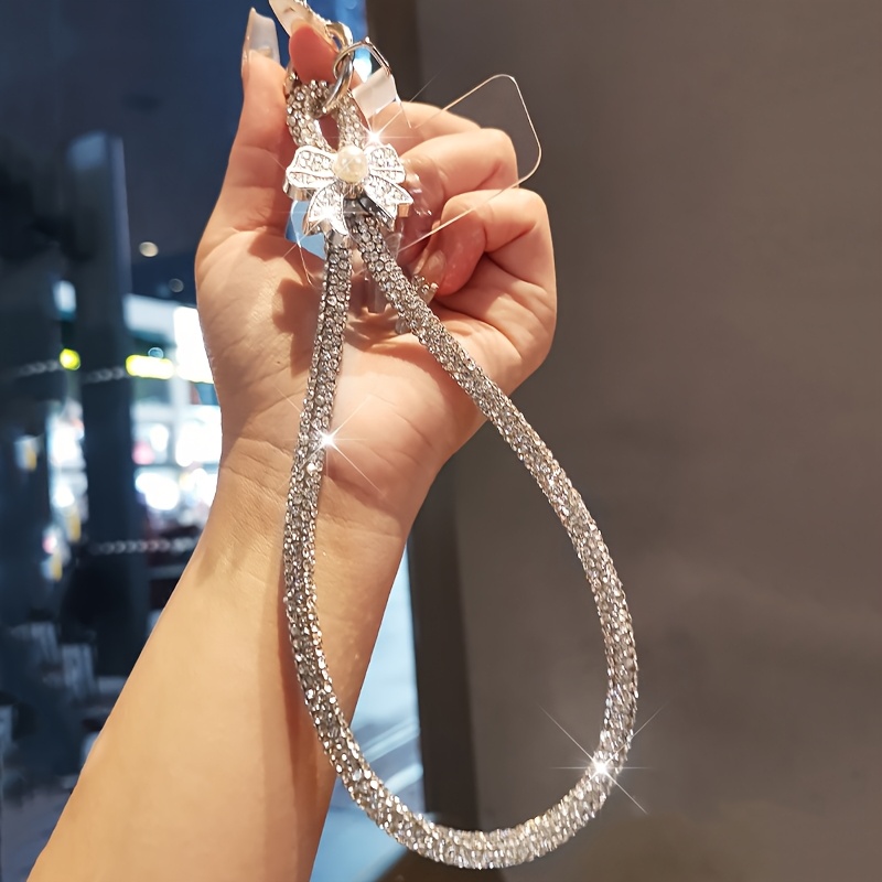 TEMU Cordon de téléphone/Dragonne à nœud en strass • Décoration entièrement sertie, nœud avec embellissement central de perle, boucle pour cordon •
