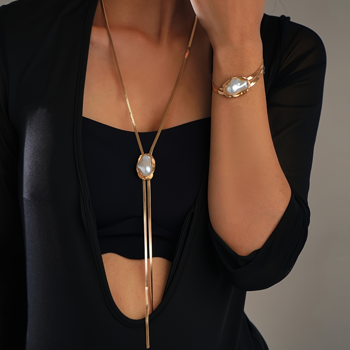 TEMU A Stylish Two-piece Set For Women Featuring An Elegant Wide Snake Chain With Geometric Irregular White Baroque Acrylic Pearl Accents, Including