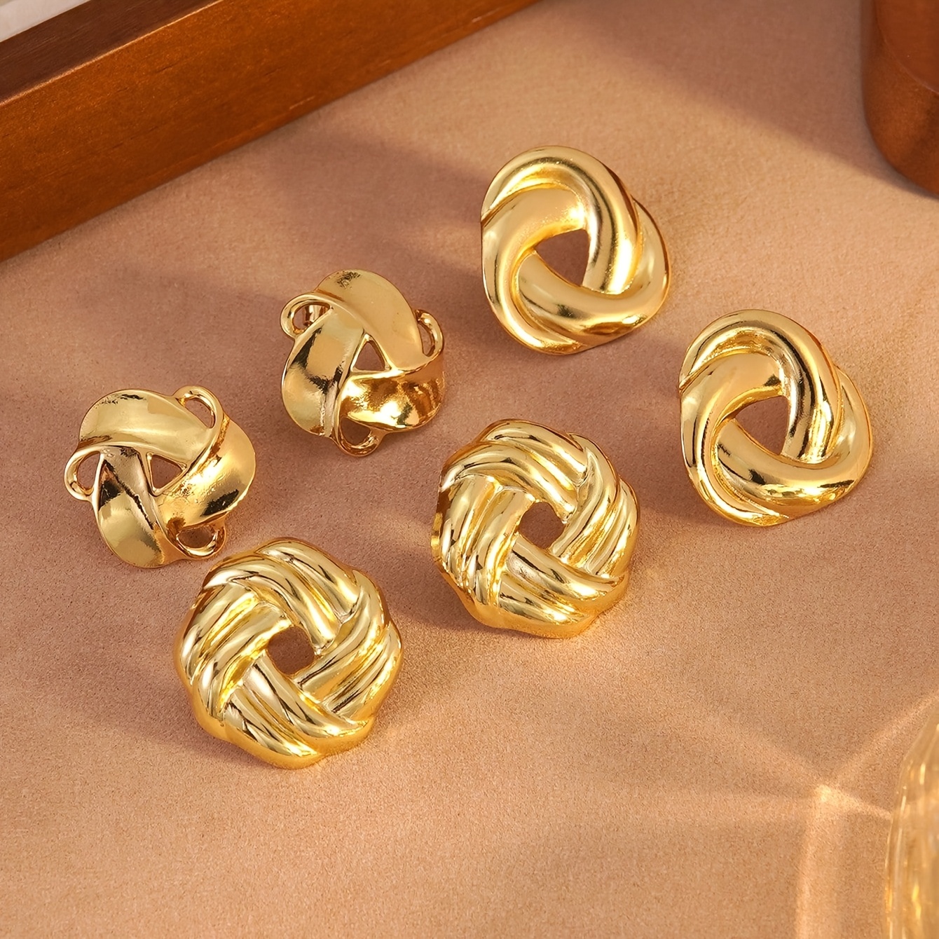 TEMU 3 Paires de Boucles d'Oreilles Clous en Acier Inoxydable Minimalistes et Tendance pour Femmes, Design Géométrique Torsadé, Idéales pour , les