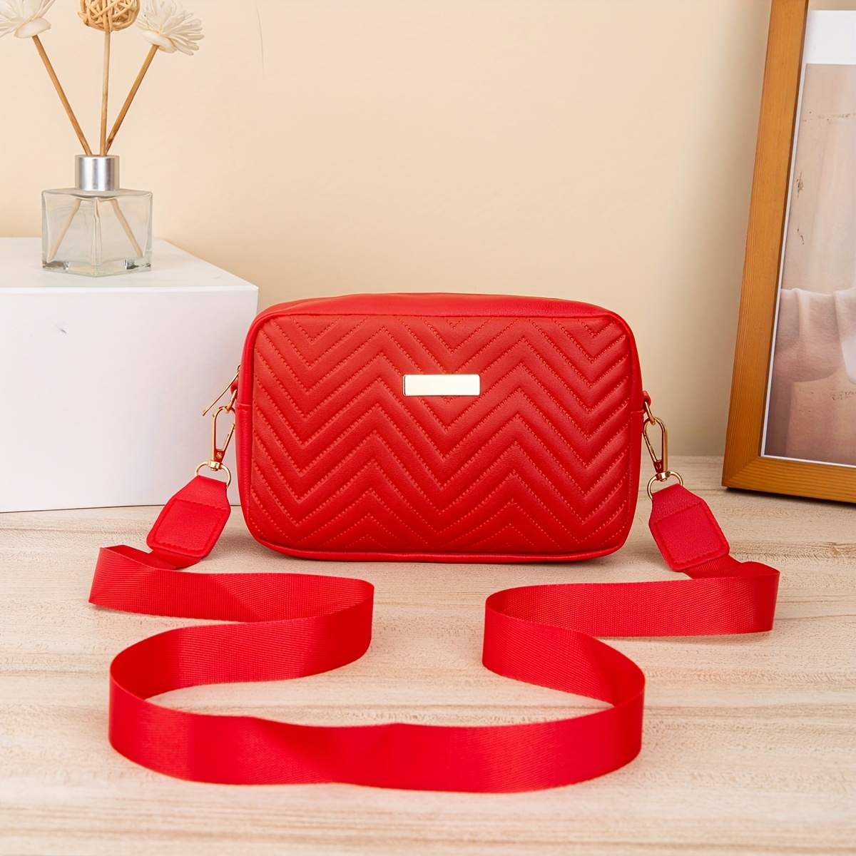 TEMU Women's Crossbody Bag, Simple And Fashionable Embossed Small Square Bag, Outdoor Quilted Shoulder Bag, Solid Color Lightweight Women's