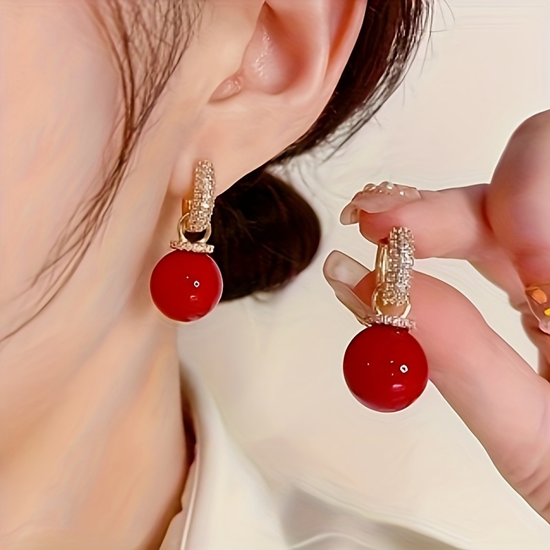 

New Earrings With Microzircon And Imitation Pearls, A Luxurious And Stylish Red Earpiece - With A Beautiful Gift Box