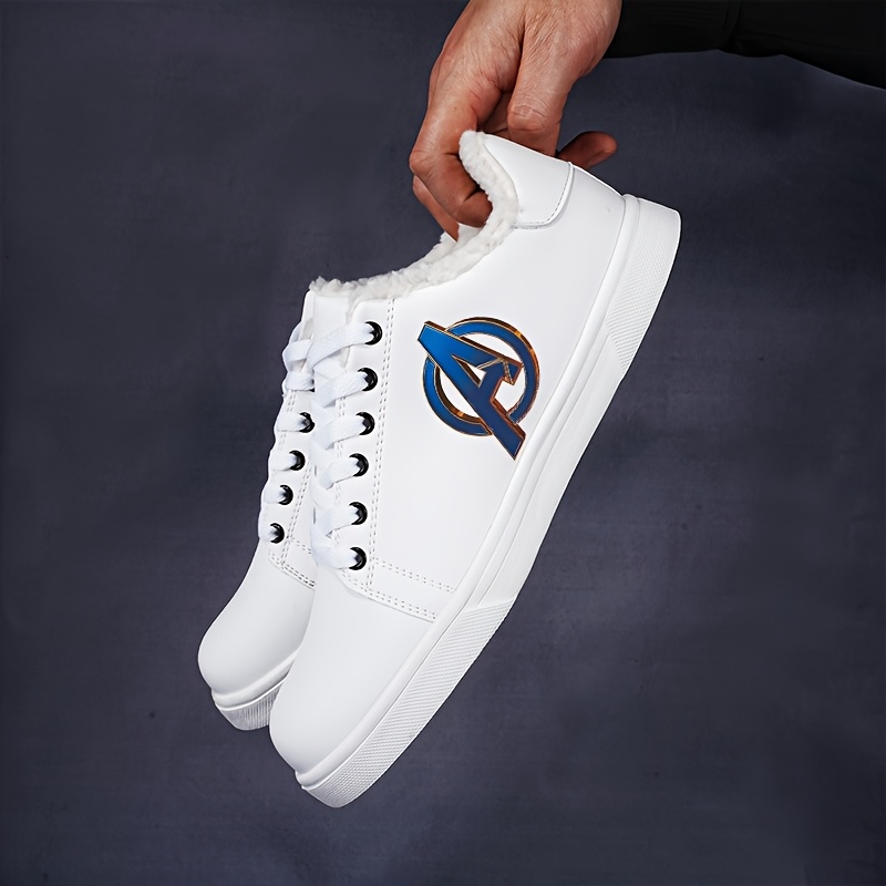 Marvel Avengers sneakers met grafische print