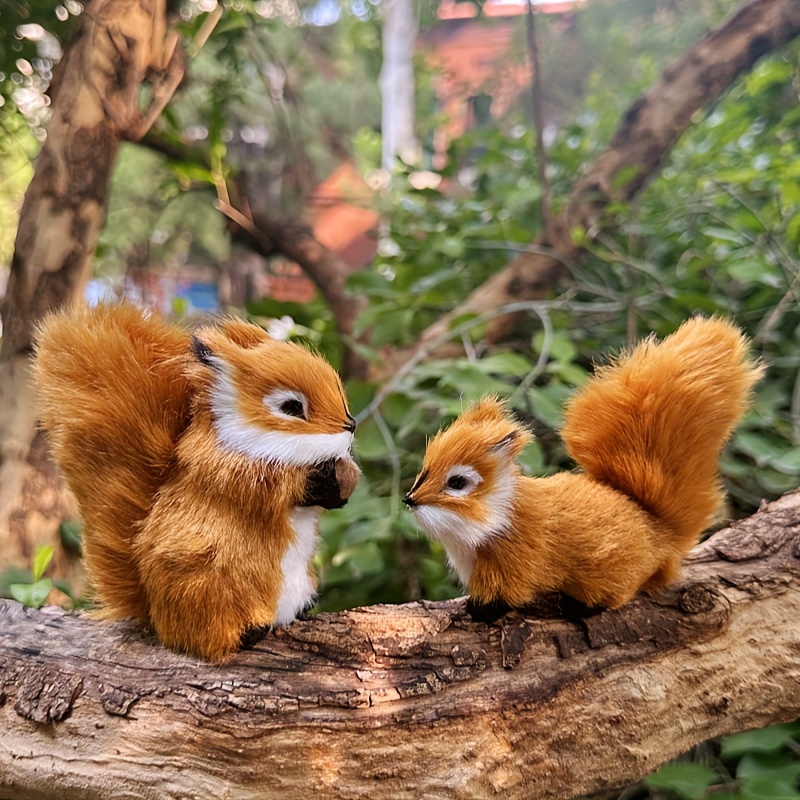 2pcs Simulated Foraging Squirrel Statue, Artisan Handcrafted Lifelike Form, Natural Vitality To Study Desk, Creative Gift