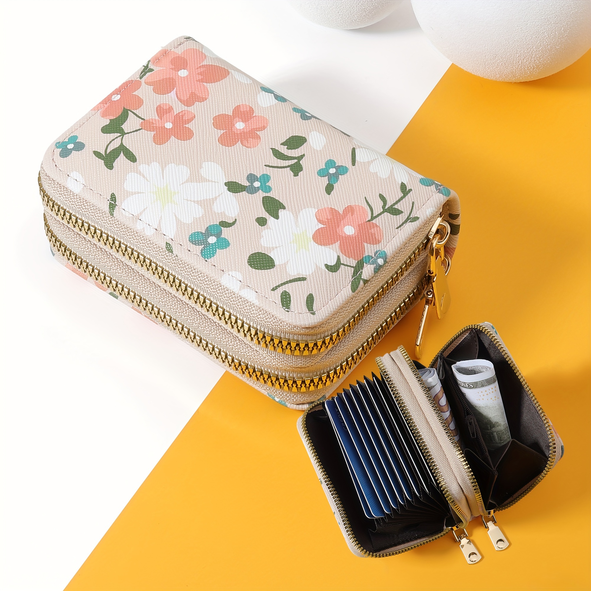 

Floral Pu Passport Cover With - , Nylon Lined With Holder, Lightweight Accessory With Coin Pocket, Fashionable Women's Credit Card Organizer