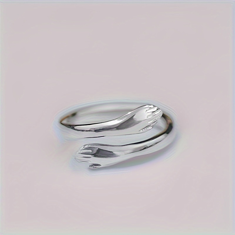 Stylish Ring Bracelet: Perfect Accessory for Your Fingers
