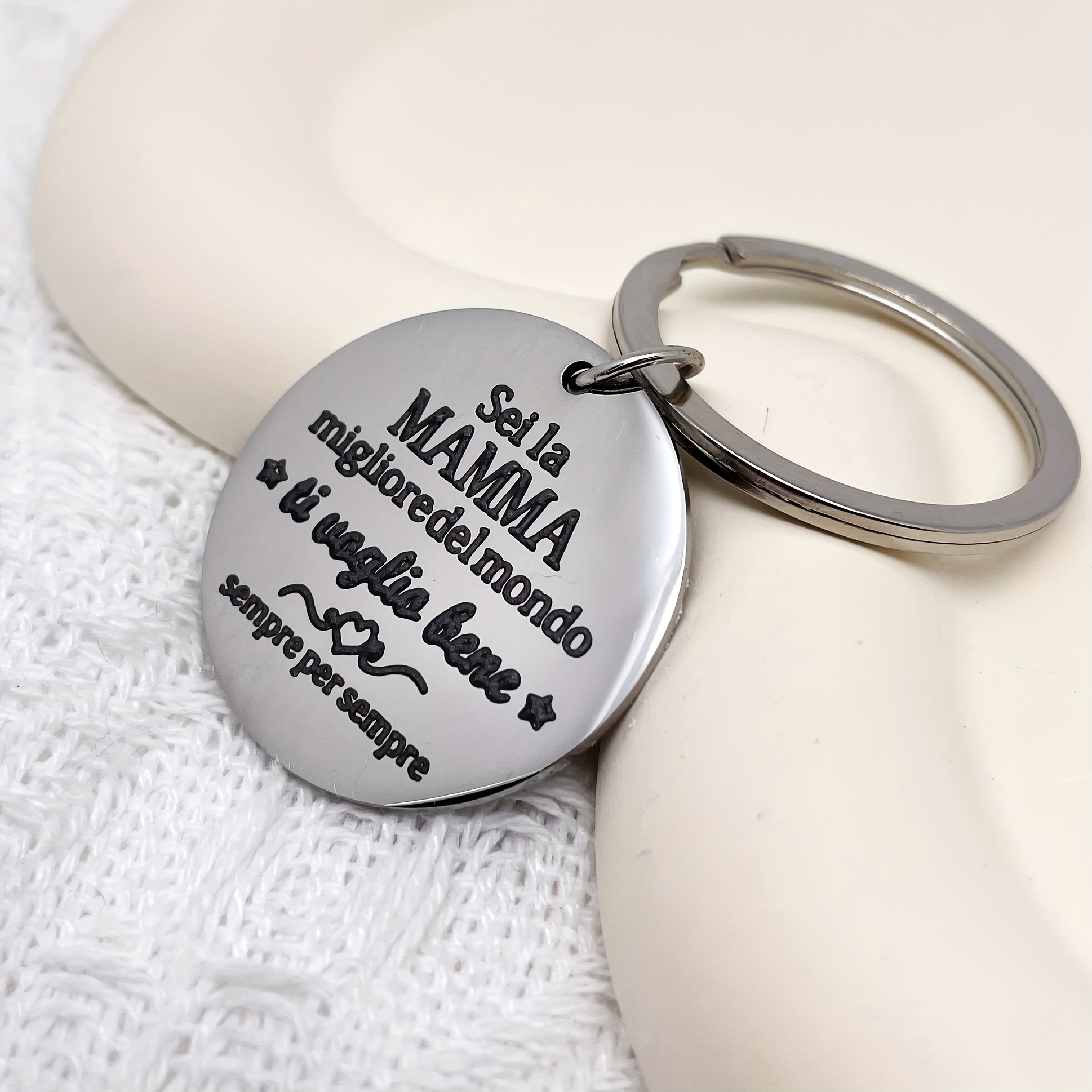 

World's Best Mom" Stainless Steel Keychain - Perfect Mother's Day & Thanksgiving Gift, Simple Style