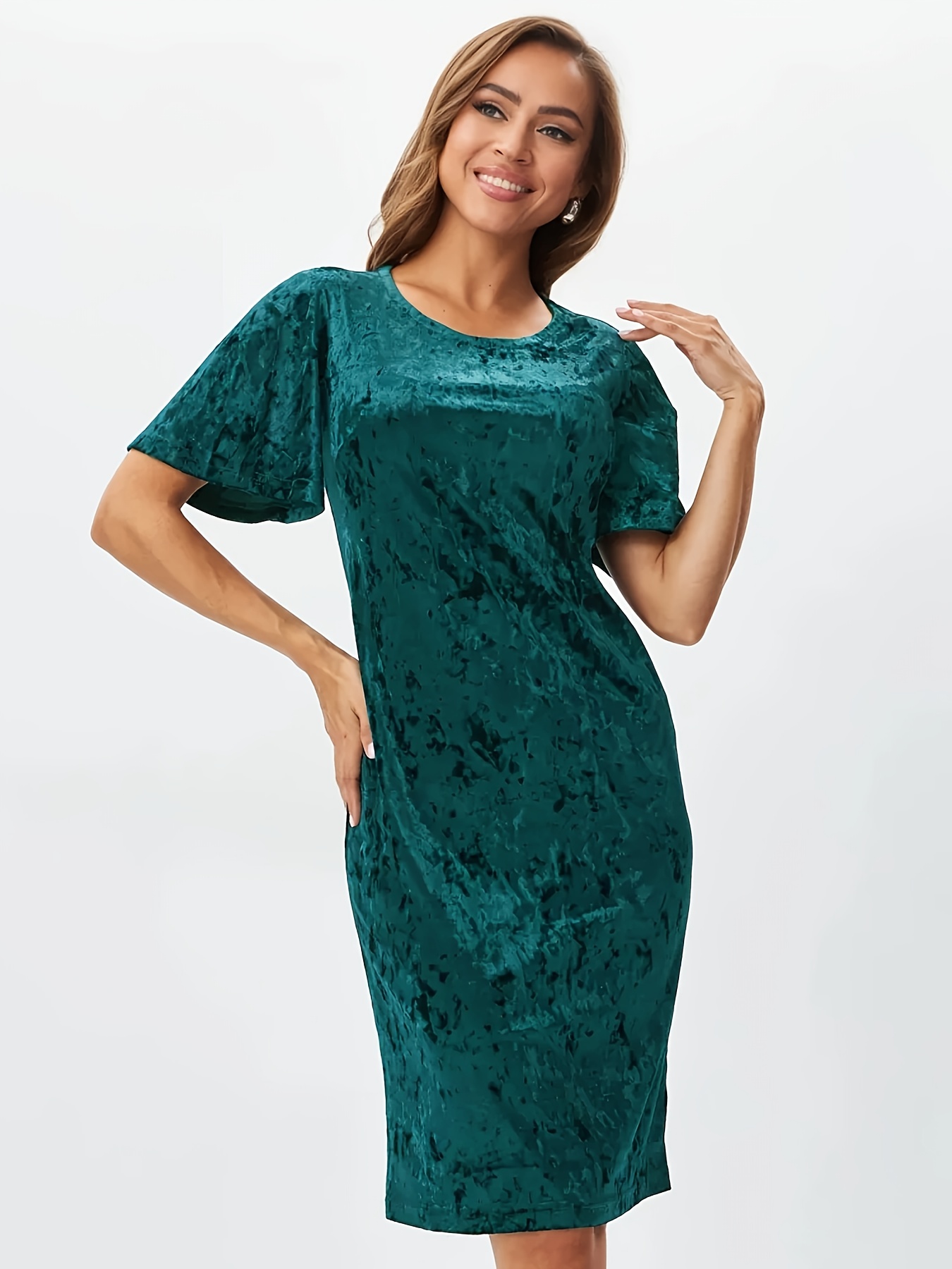 green emerald velvet dress Green Glitter Velvet Knee-Length Pencil Dress With Three-Quarter Sleev main image 0