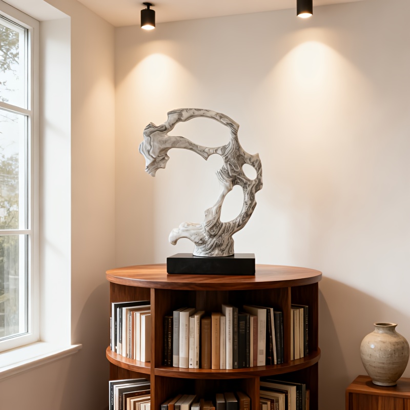 Handmade European Luxury Art Twisted Sculpture Collectible Figurines for Home Living Room Hotel Restaurant Cafe Decor And Gift