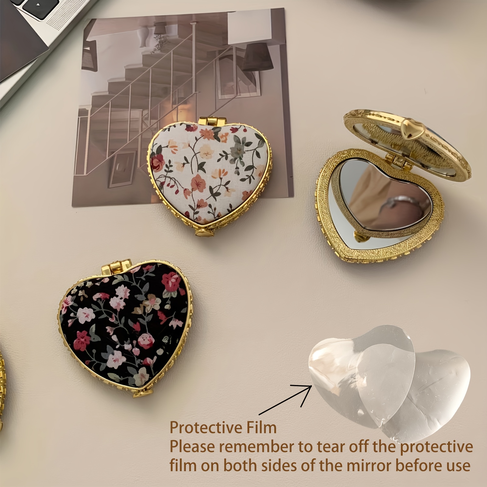 

Small Portable Cute Foldable Double-sided Small Mirror For Women Mini Makeup Mirror Small Flip Cover Portable