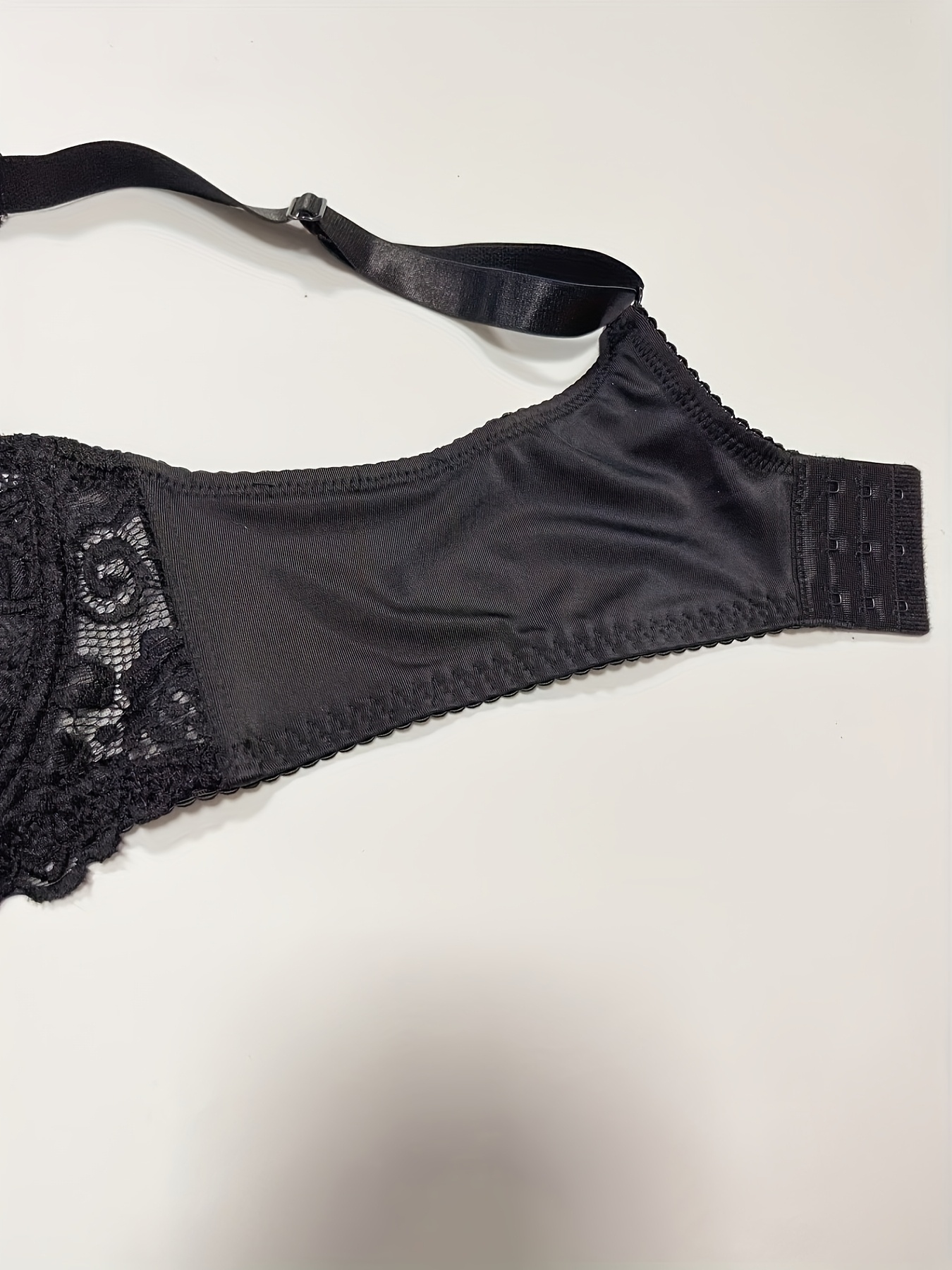 Elegant Plus Size Floral Lace Front Bra - Ultra-Thin, Soft Underwire, No-Pad Design with Contrast Mesh Detail - Perfect Gift for Her, Sexy Style with Lace Patterns