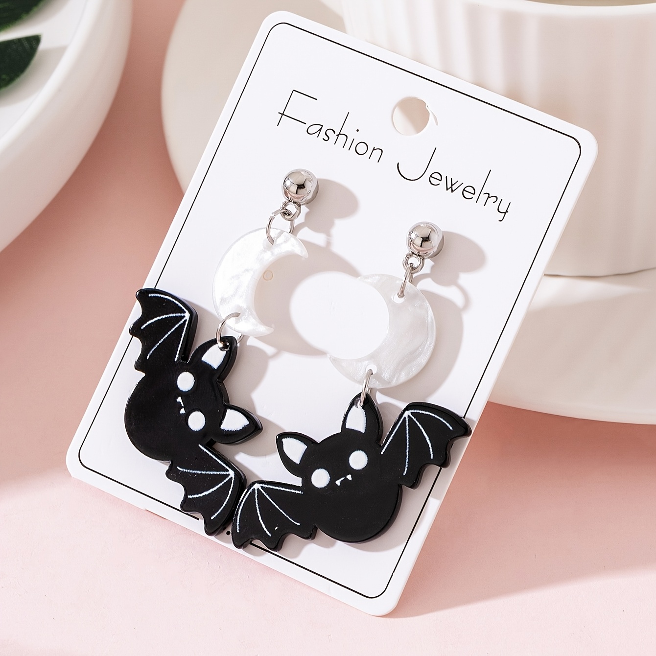 TEMU 1 paire de boucles d'oreilles tendance pour femme avec motif chauve-souris et lune d'Halloween
