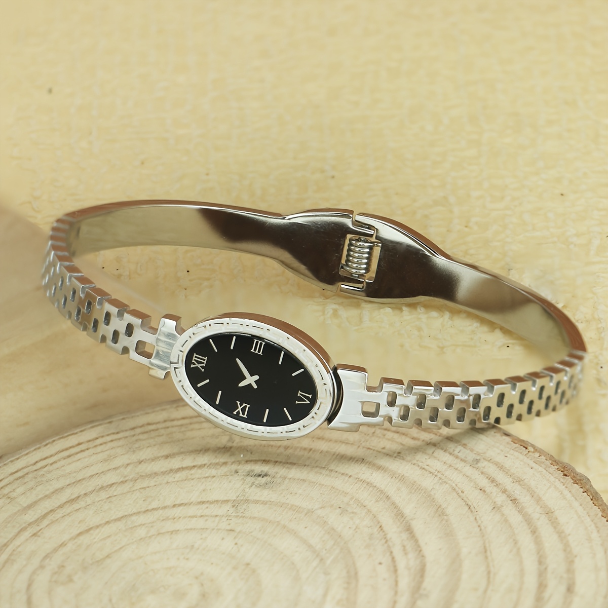 TEMU Vintage Roman Numeral Hollow Bracelet For Women's Watch Disc Strap Style Bracelet Suitable For Daily Wear (just A Bracelet, Not A Watch)
