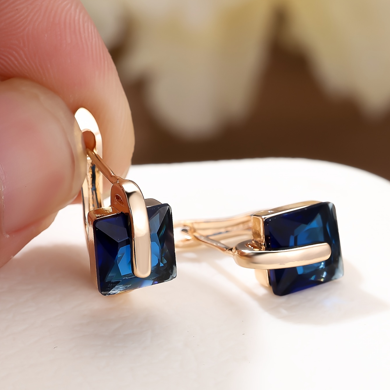 Image of 1 Stone Golden Color Earrings For Ethnic Style Vintage Wedding Earrings Jewelry, For Teenager
