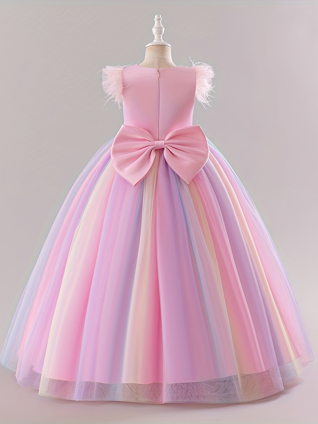 green emerald velvet dress Amazon.com: Flowers Little Girls Tulle Lace Wedding Party Dress for Kids  Formal Birthday Princess Baby Girl First (Blue, 5-6 Years) : Clothing,  Shoes & Jewelry