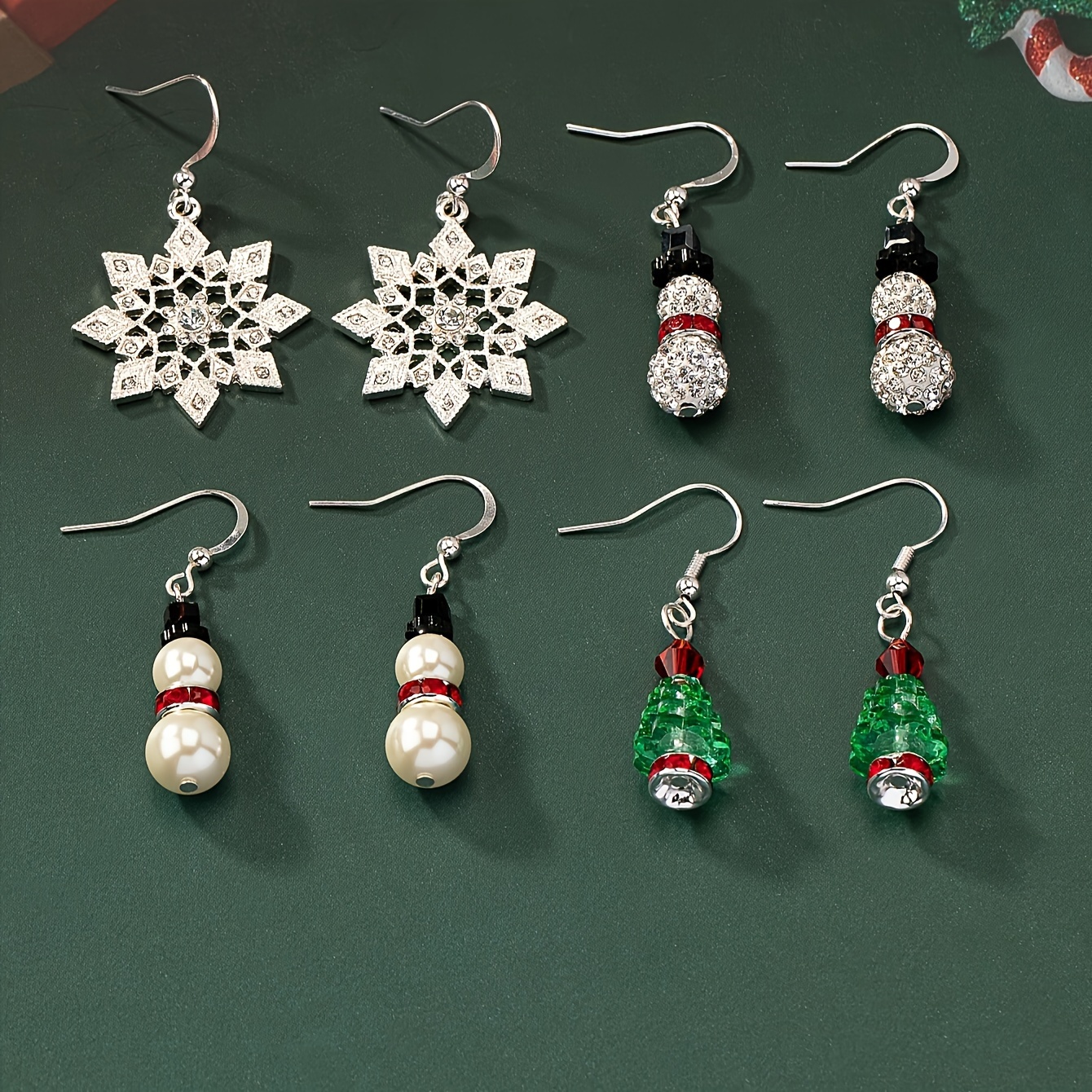 

/four Pairs A Set, Versatile Christmas Personality Snowflake Snowman Christmas Tree Cute Earrings