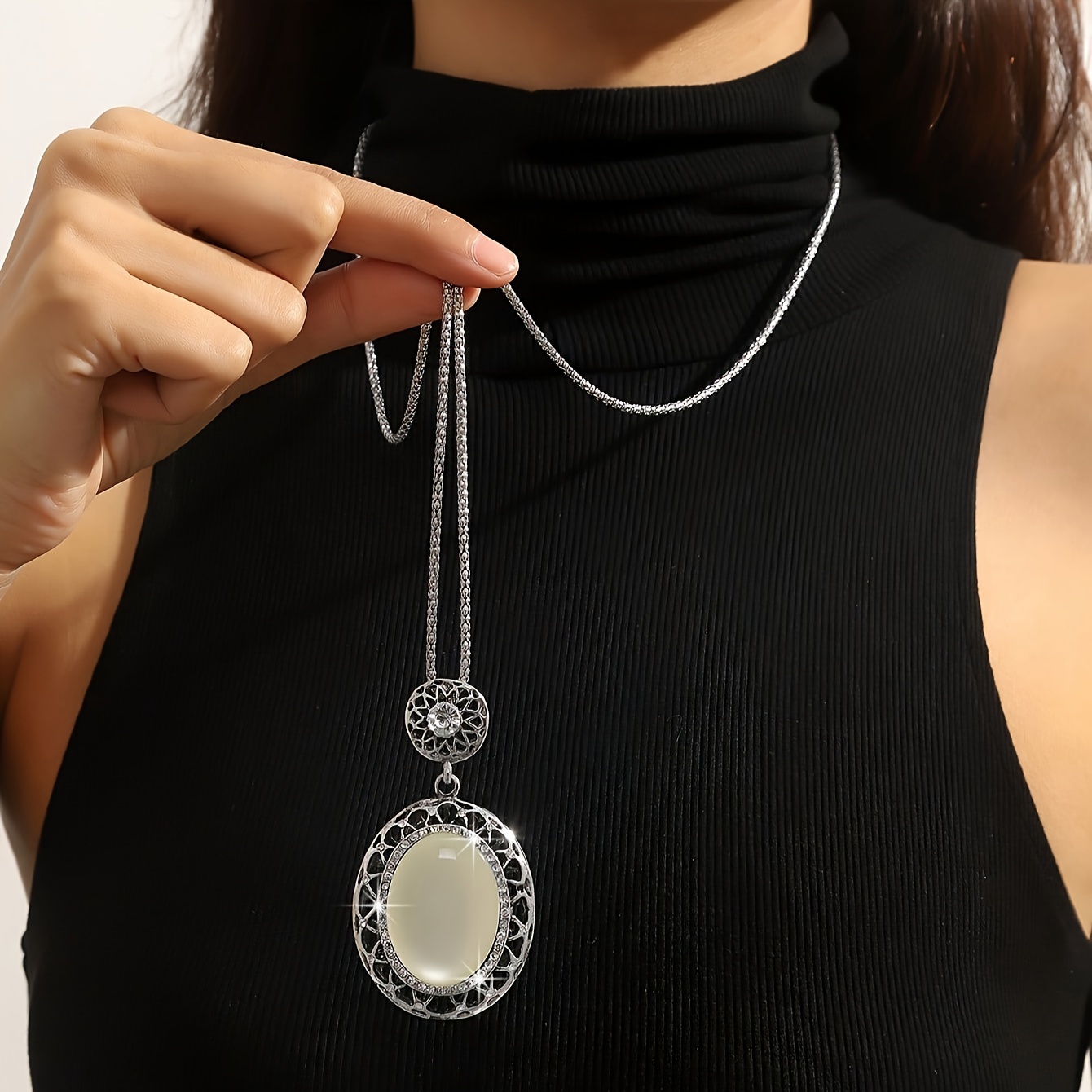 new stylish oval pendant necklace with a unique     hip hop fashion suitable for   japanese and korean styles and a versatile long sweater chain Product details 4