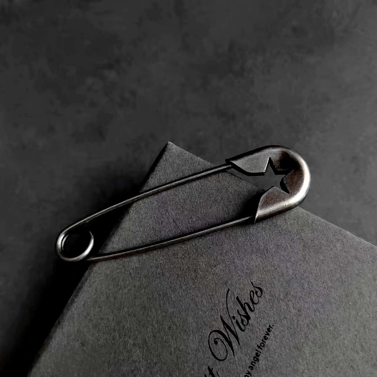 Image of Multi-purposestainless Steel Pins Large Safety Pin Woman's Scarf Clothing Adjustable Pins