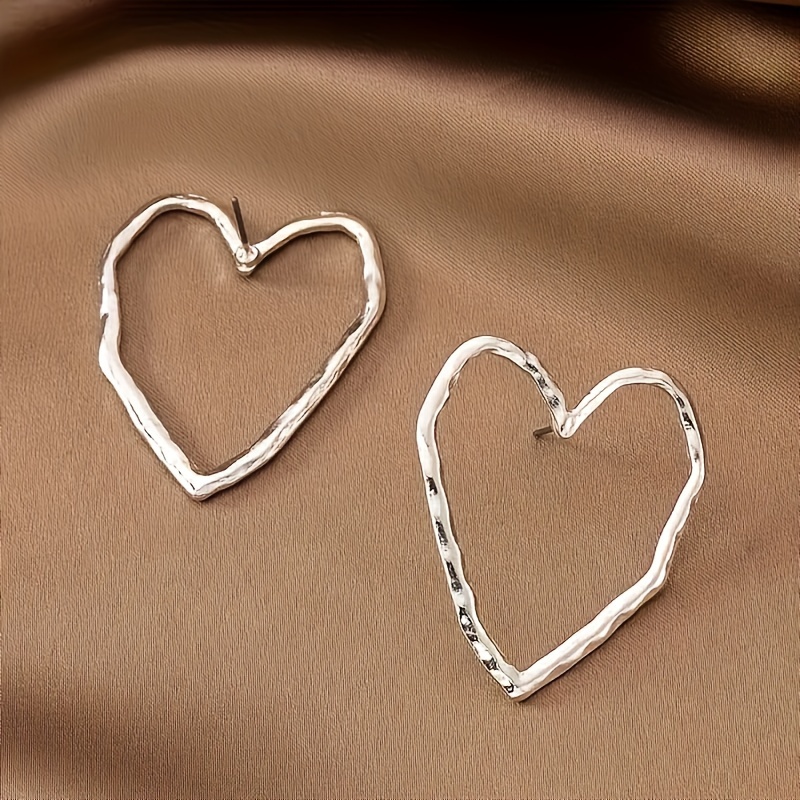 Classic Love Gift Versatile Women's Earrings