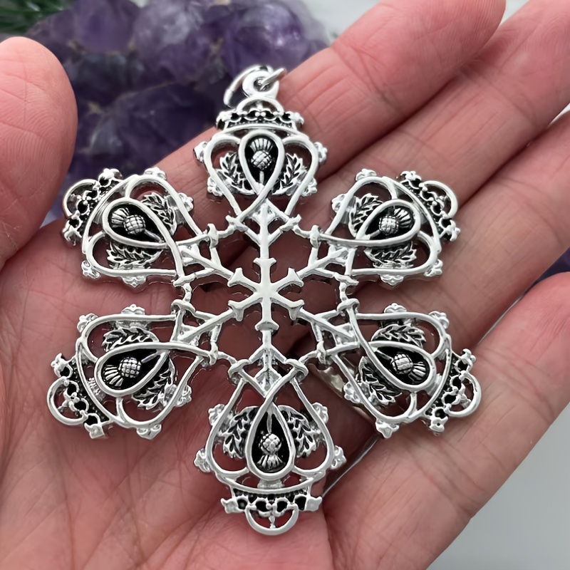 

1 Hot Selling Creative Snowflake Pendant Necklace For Ladies Exaggerated Flower Plant Necklace Gift