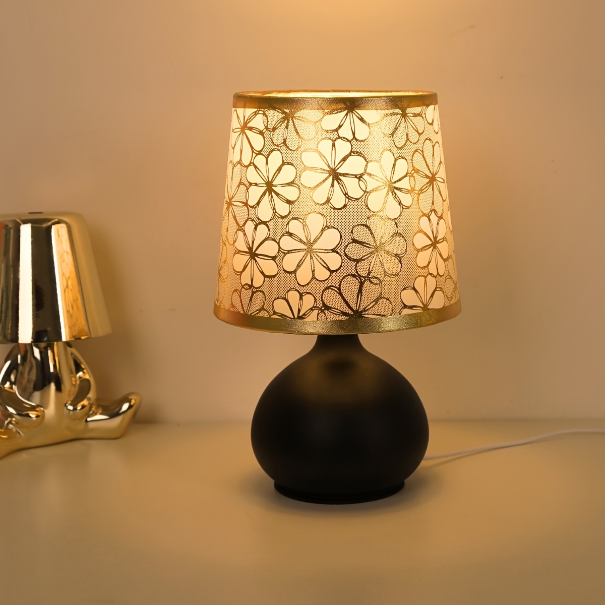 Cozy desk lamp hotsell