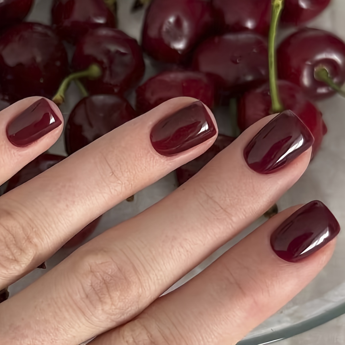 TEMU 24pcs Short Square Wine Red Glossy Full Coverage Press-on Fake Nails With Jelly Glue And Nail File Set For Women/s' Parties & Casual Attire