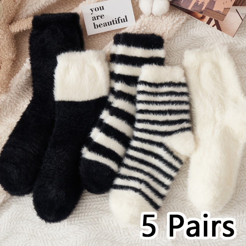 

5 Pairs Cozy Fleece-lined Sleep Socks, Striped, Warm Polyester 88% With 12% Elastane, Knit Fabric, 300gsm, Soft And Comfortable For Home Use