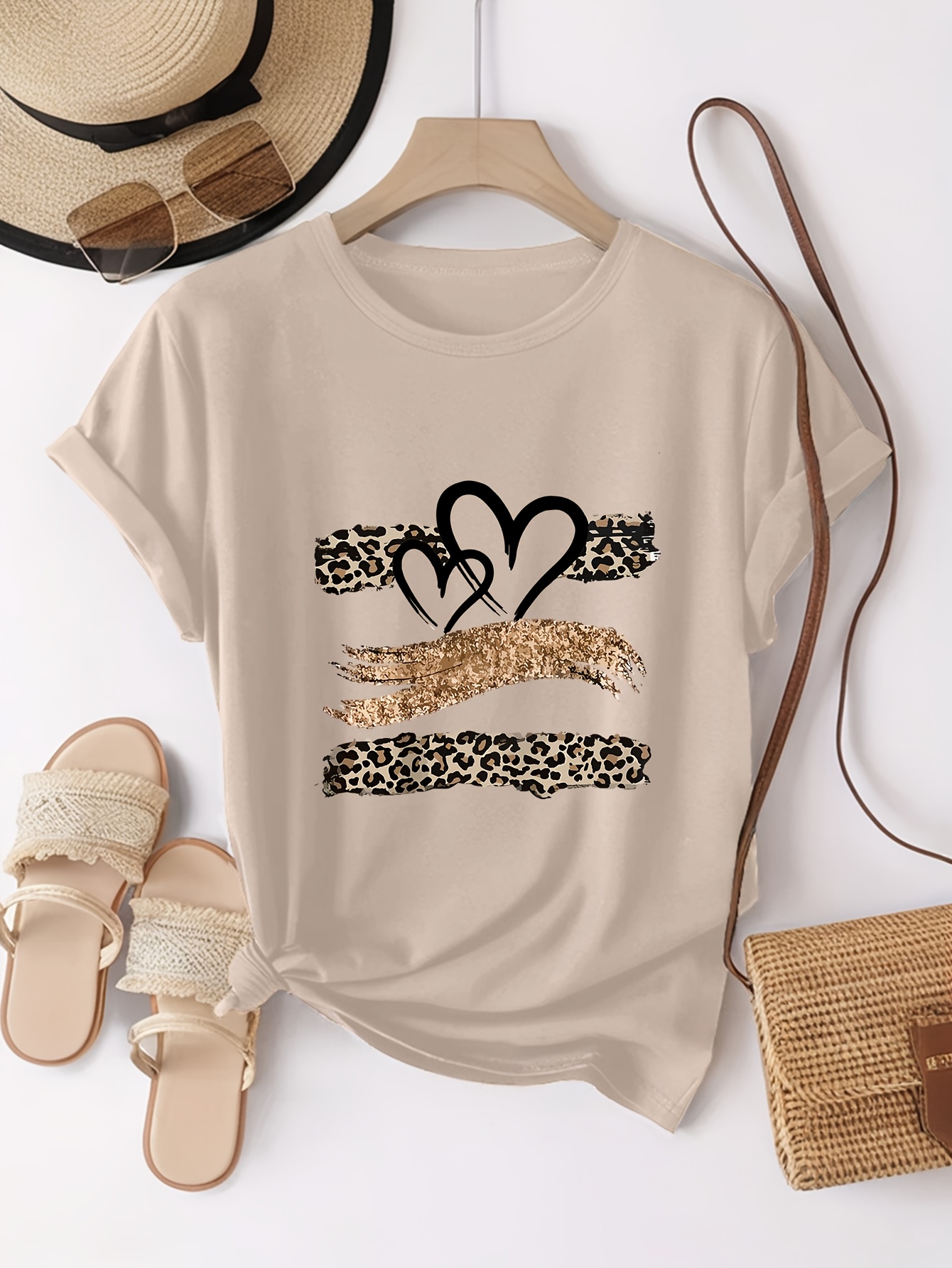 Leopard Print Heart Glitter-themed Pattern Print, Fashionable Breathable T-shirt, for Family Travel,, Casual S, Daily Commutes, Matching Outfits for Sisters, Versatile T-shirt 30057