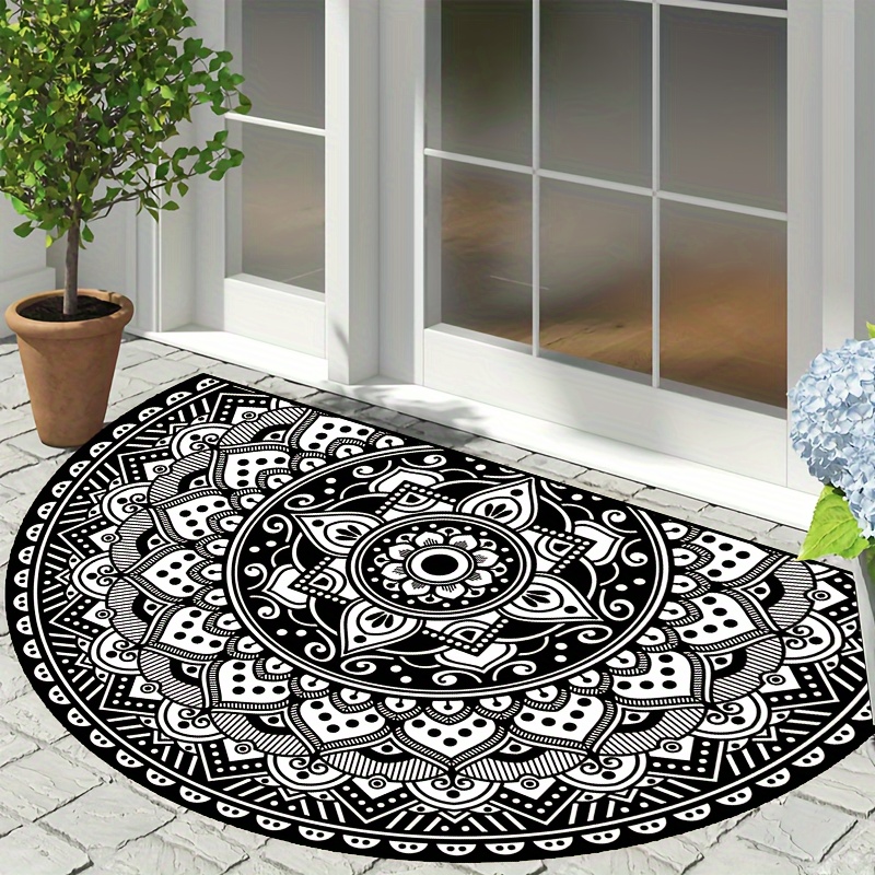 

1pc Polyester Mandala Bohemian Doormat - Non-slip, Machine Washable Indoor/outdoor Mat For Bedroom, Entryway, Patio - Black & White Design (15x23/19x31/23x35/31x47 Inches)